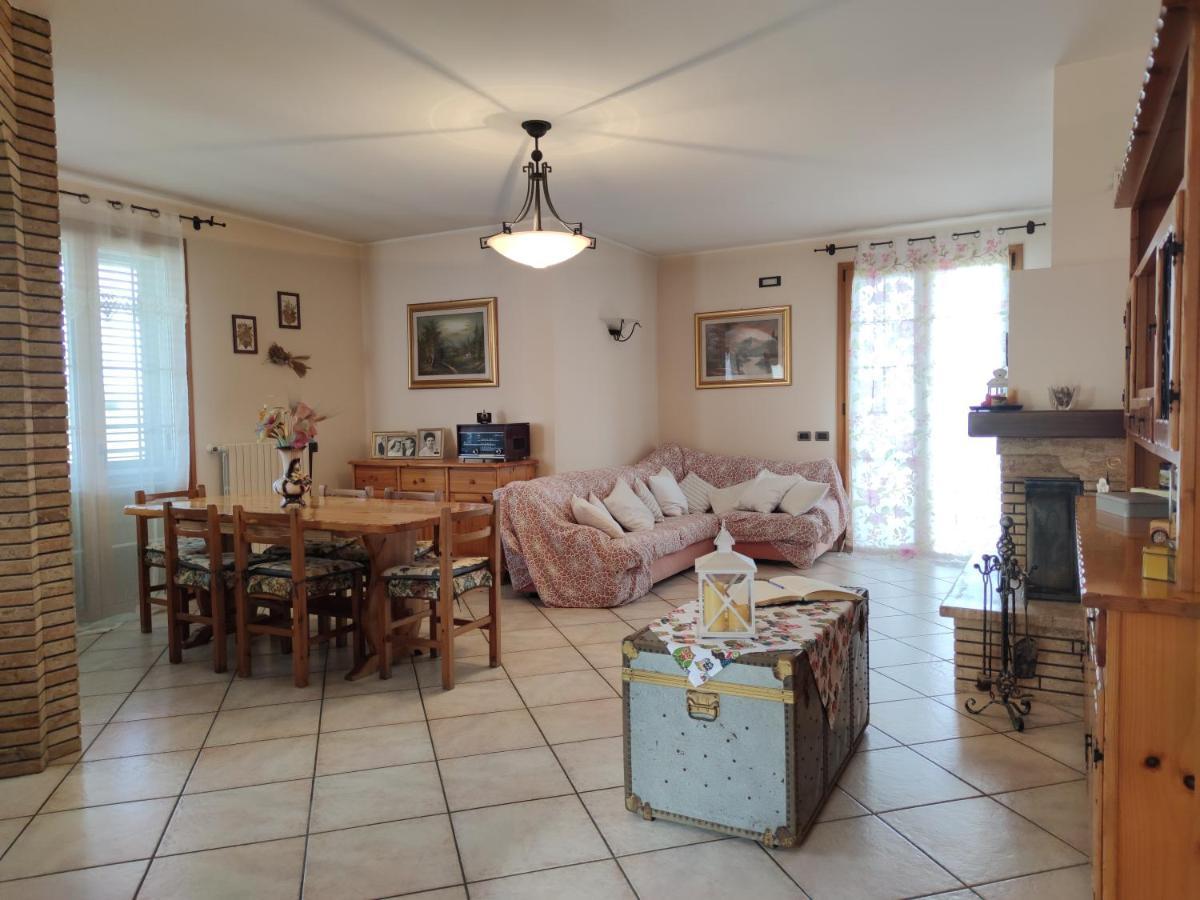 Relax In Collina A Due Passi Dal Mare Apartment Torriana ภายนอก รูปภาพ