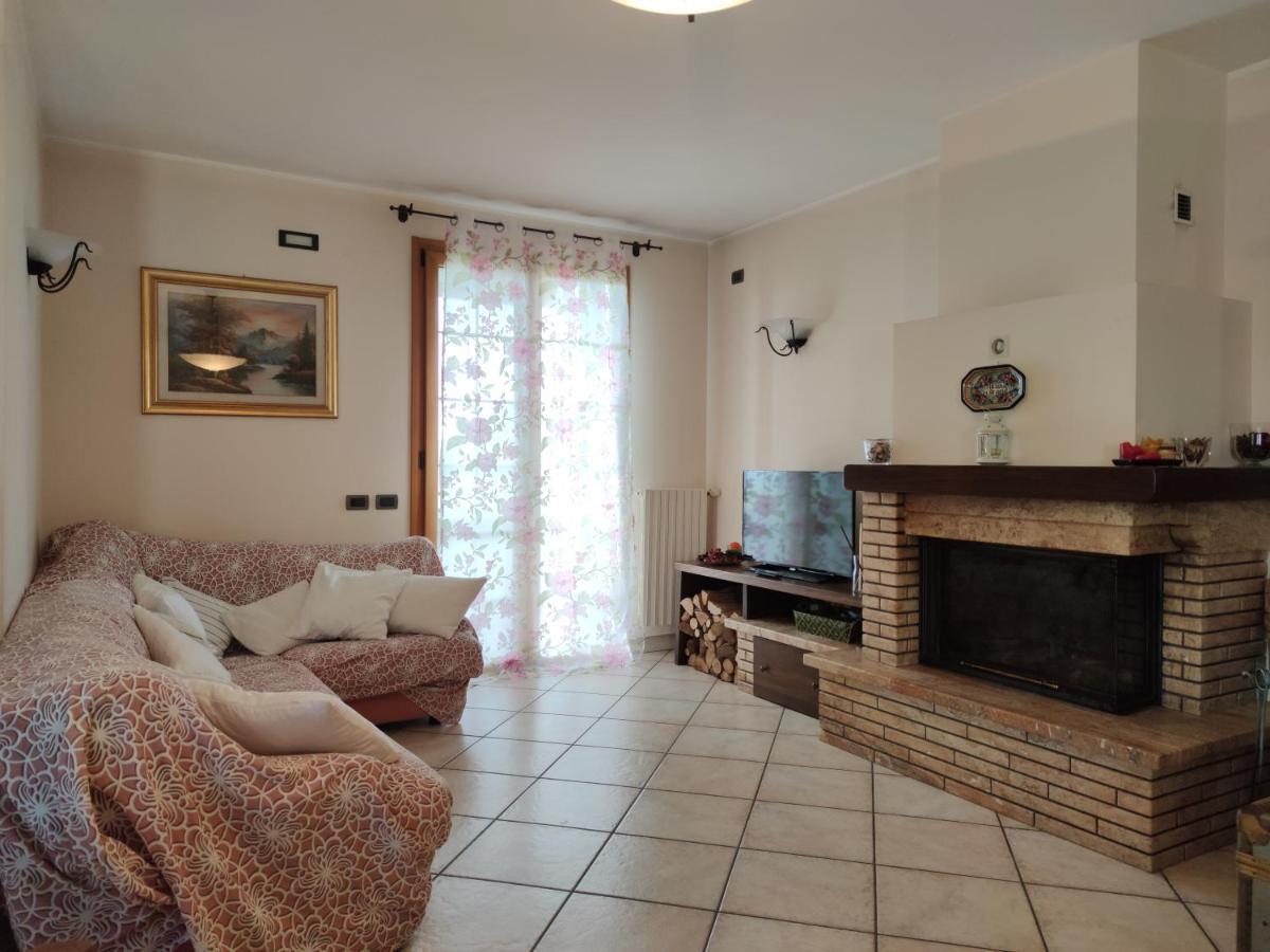 Relax In Collina A Due Passi Dal Mare Apartment Torriana ภายนอก รูปภาพ