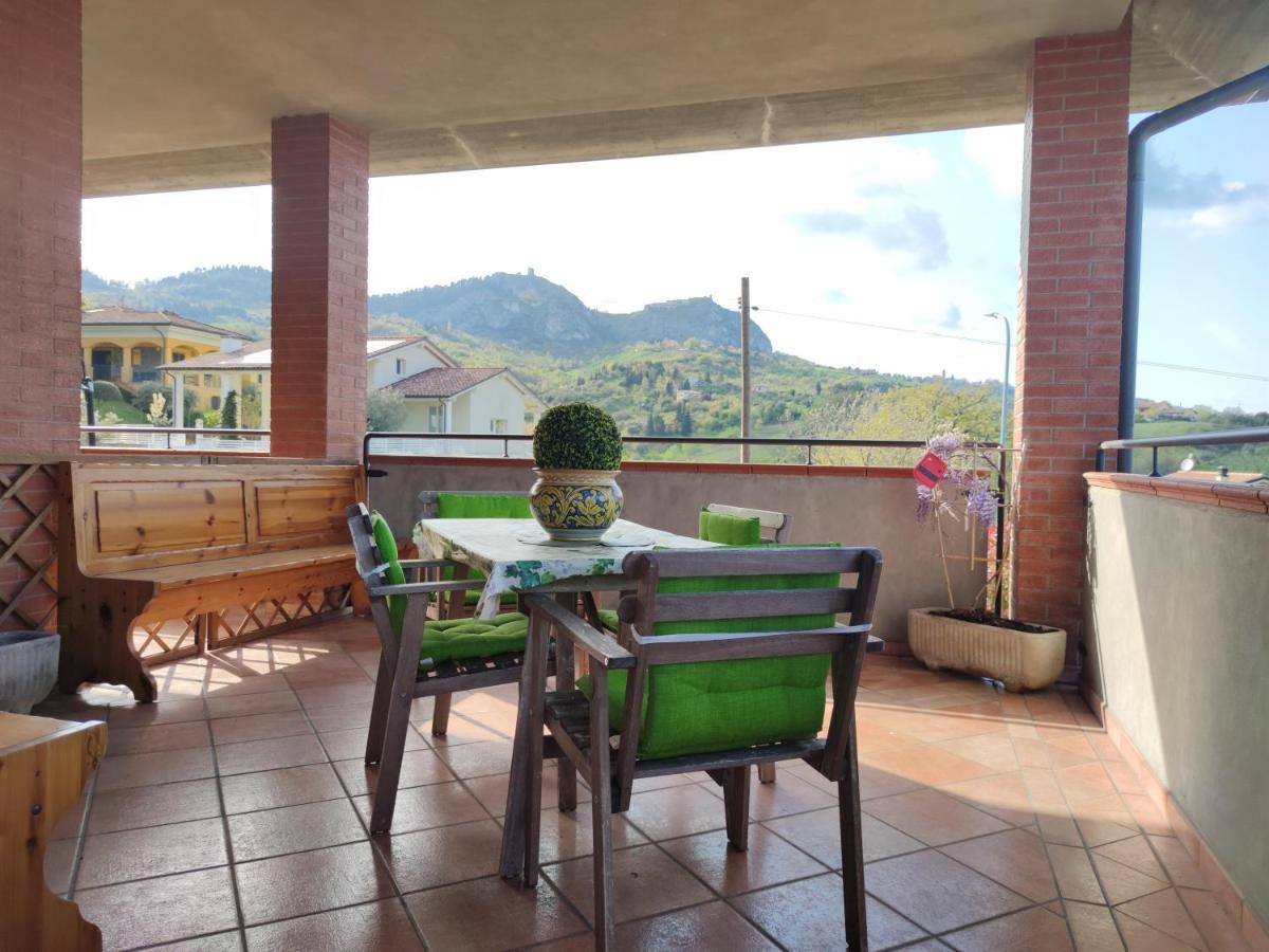 Relax In Collina A Due Passi Dal Mare Apartment Torriana ภายนอก รูปภาพ