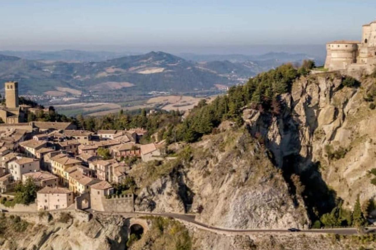 Relax In Collina A Due Passi Dal Mare Apartment Torriana ภายนอก รูปภาพ